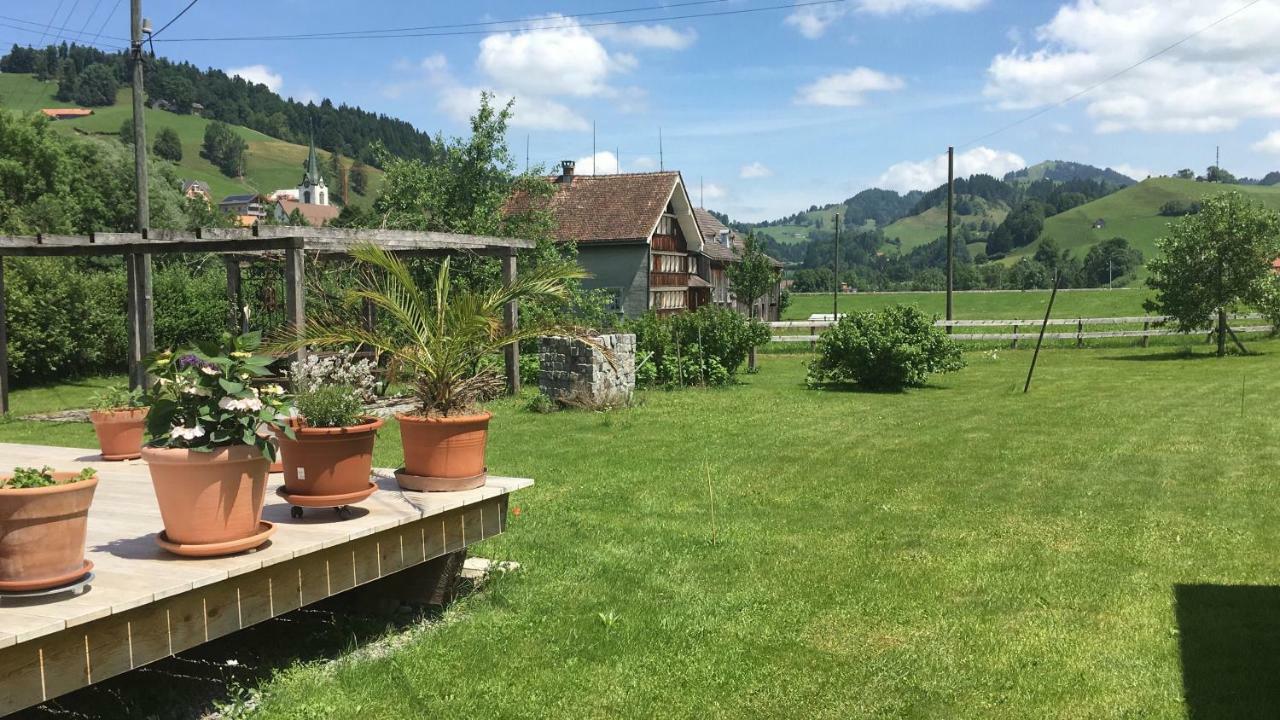 Bnb Chezlise Urnasch Екстер'єр фото